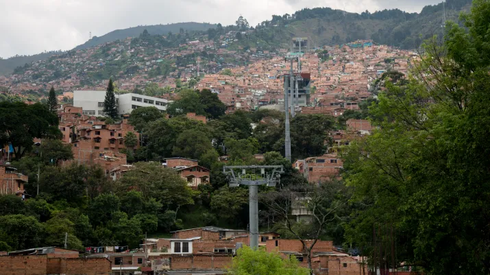 diapo - Medellín : transformation durable d’une ville - Image - 